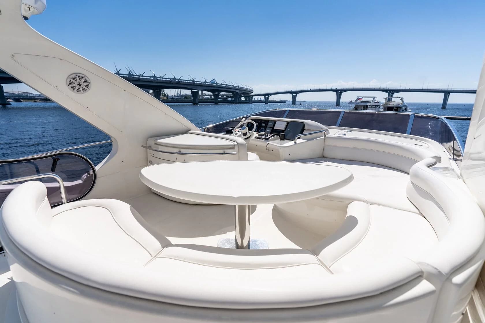 Яхта Azimut 55: фото 3