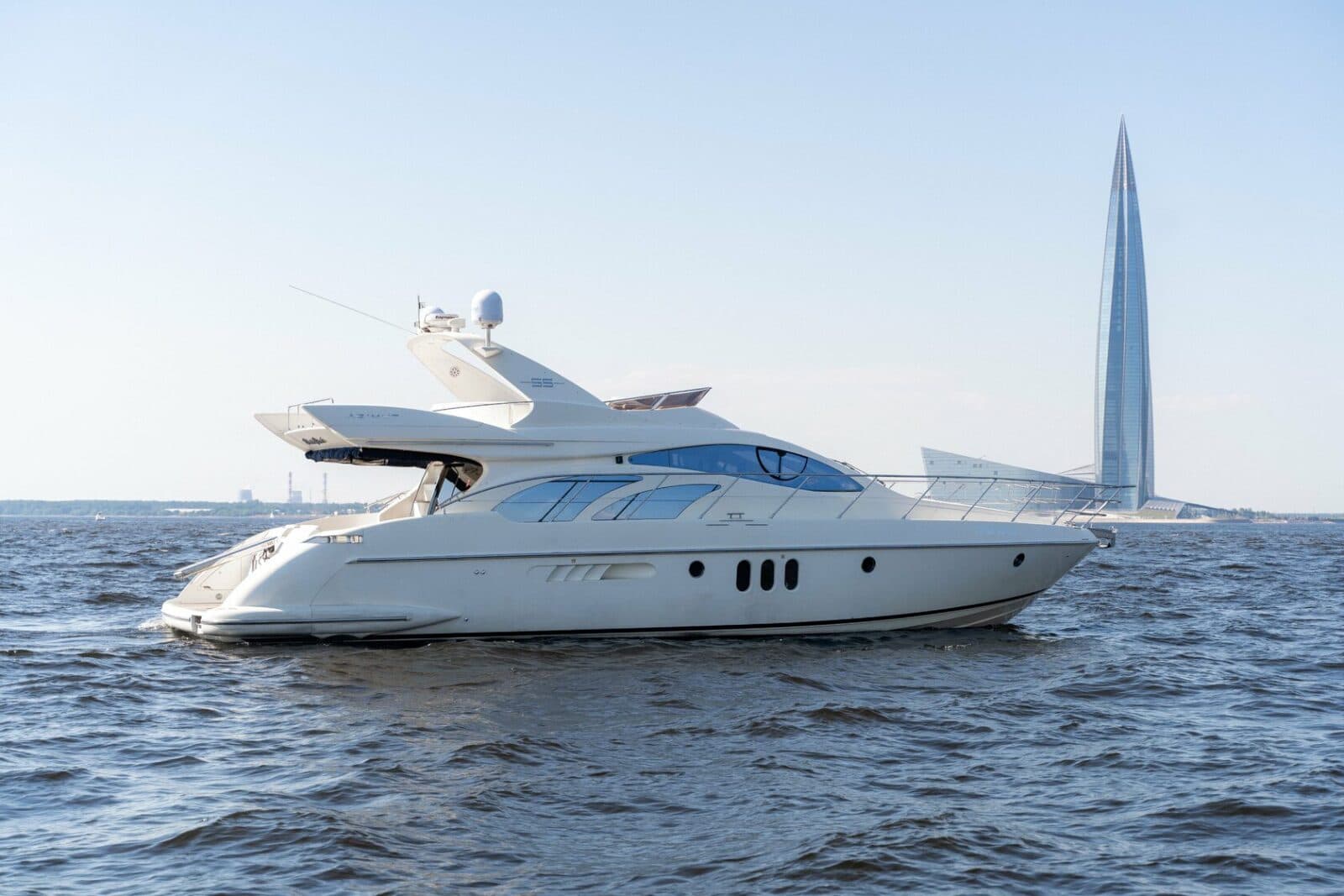 Яхта Azimut 55