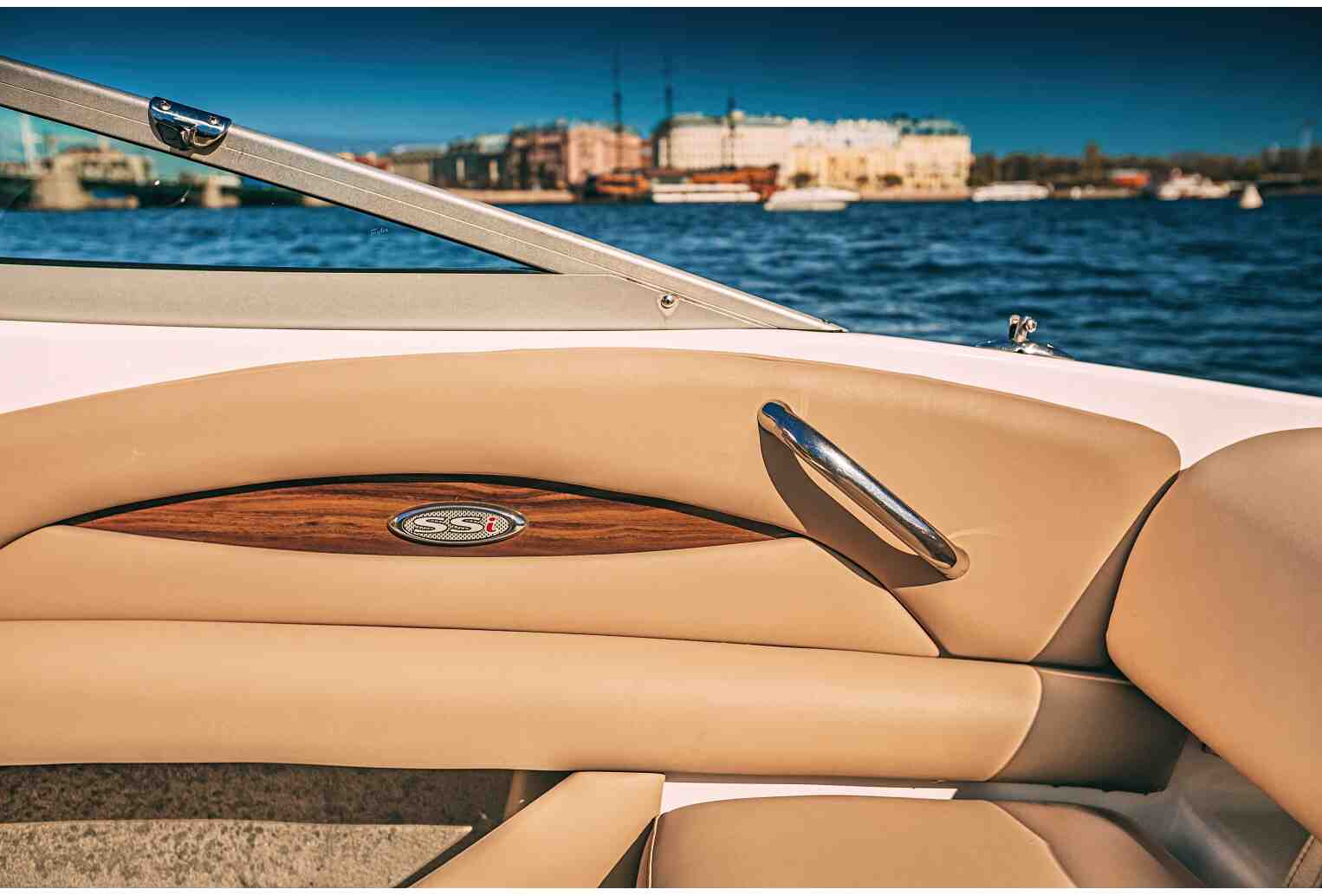 Кейптаун Chaparral 240 — изображение 19